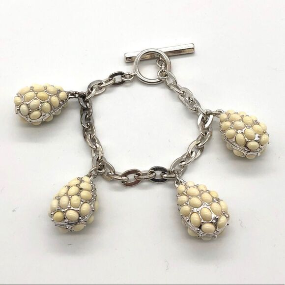 Liz Claiborne Necklace and Bracelet Set Silvertone - Picture 3 of 6